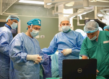 Spine Surgery Mission to UKRAINE AND GAZA: Renowned Surgeon Dr. Nazih Abu Dayyeh Transforms Lives